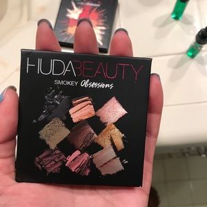 Huda Beauty Mini Shadow